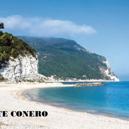 1 La Fisarmonica Del Conero * Castelfidardo