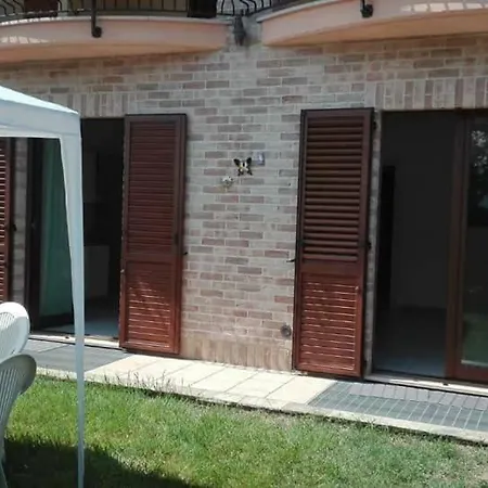 1 La Fisarmonica Del Conero Appartement *